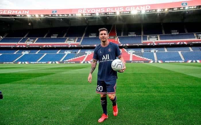 Le paga PSG contrato a Messi con moneda especial