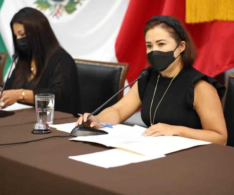 Padres arremeten por incertidumbre sobre regreso a clases Padres arremeten por incertidumbre sobre regreso a clases