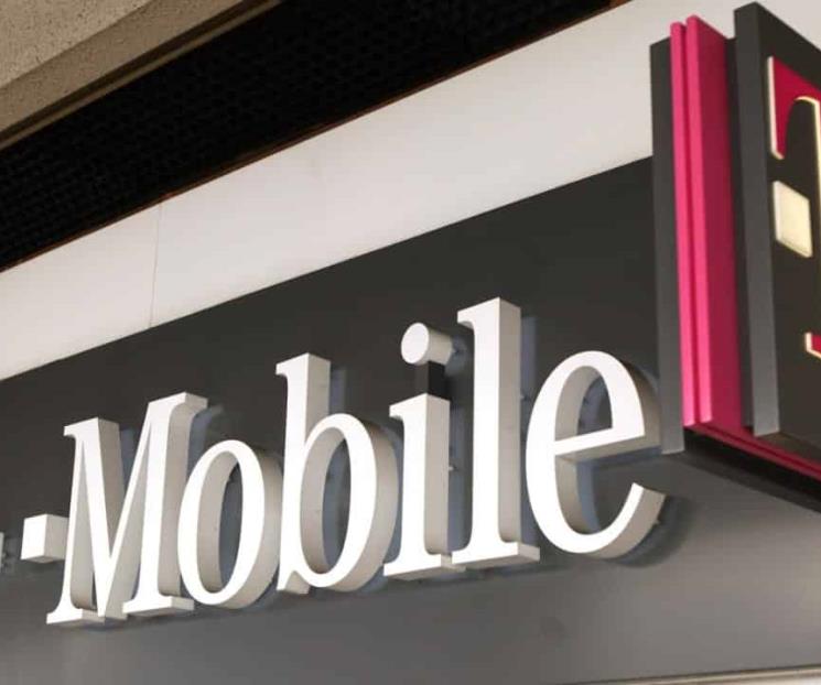 T-Mobile investiga una violación masiva de datos de clientes T-Mobile investiga una violación masiva de datos de clientes