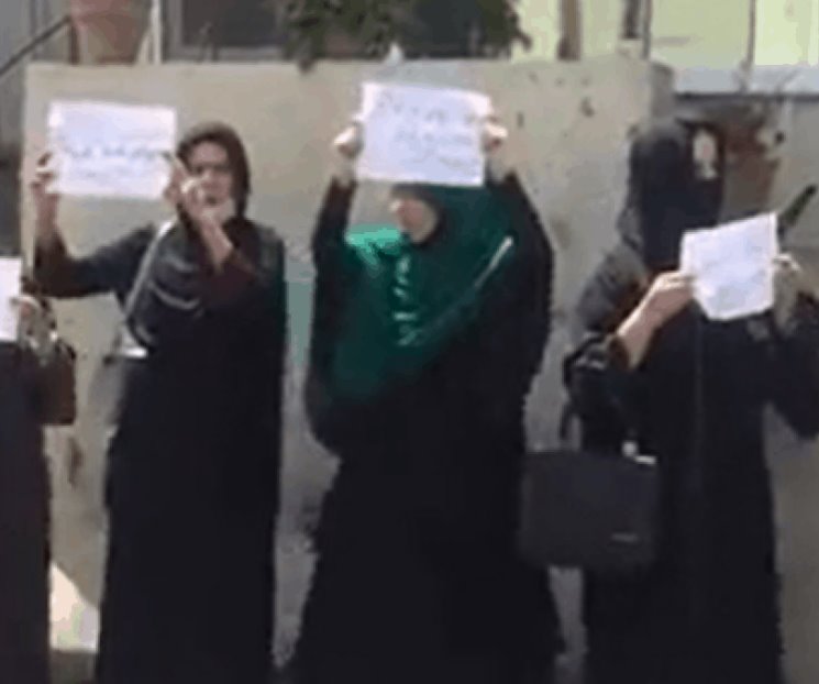 Afganas salen a las calles para manifestarse Afganas salen a las calles para manifestarse
