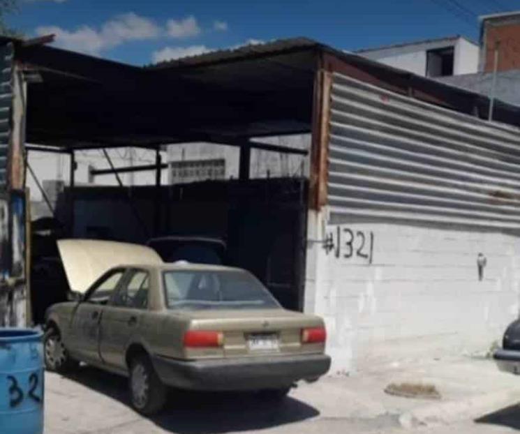Catean taller; hallan autos robados