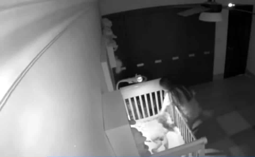 Investigan a niñera acusada de maltratar a un bebito recién nacido