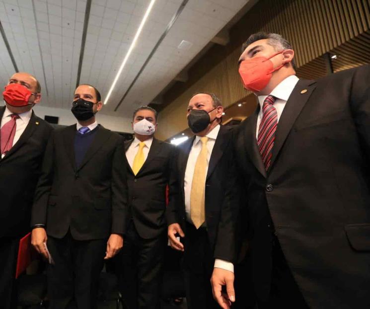 Acusan dirigentes del PAN y PRD persecución política de AMLO
