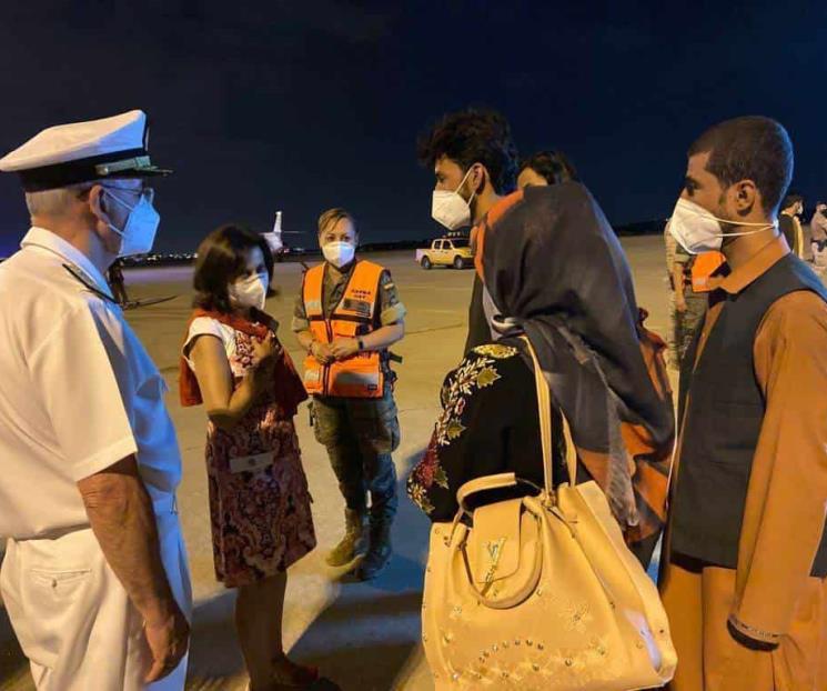 Recibe España a 177 personas repatriadas desde Afganistán Recibe España a 177 personas repatriadas desde Afganistán
