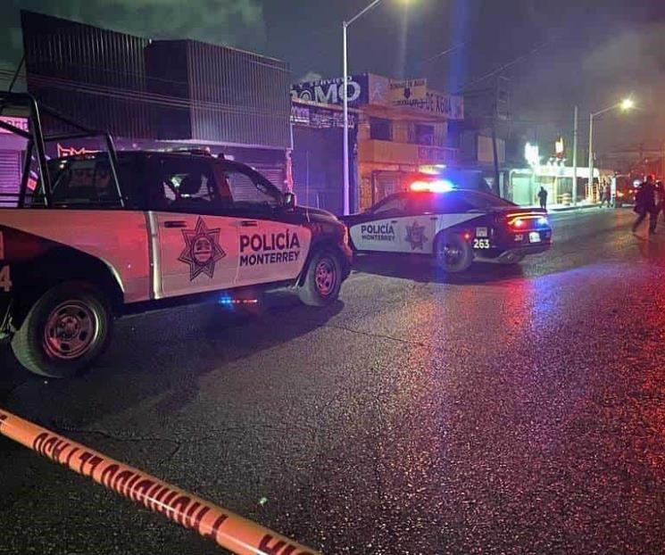 Alarma incendio en negocio de autopartes