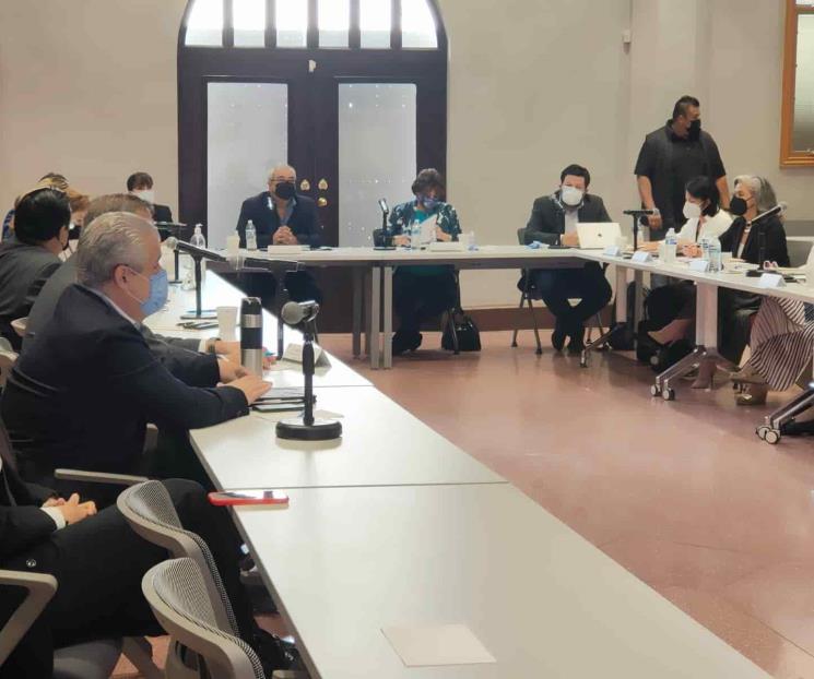 Inicia transición; reprueba mal estado en planteles Inicia transición; reprueba mal estado en planteles