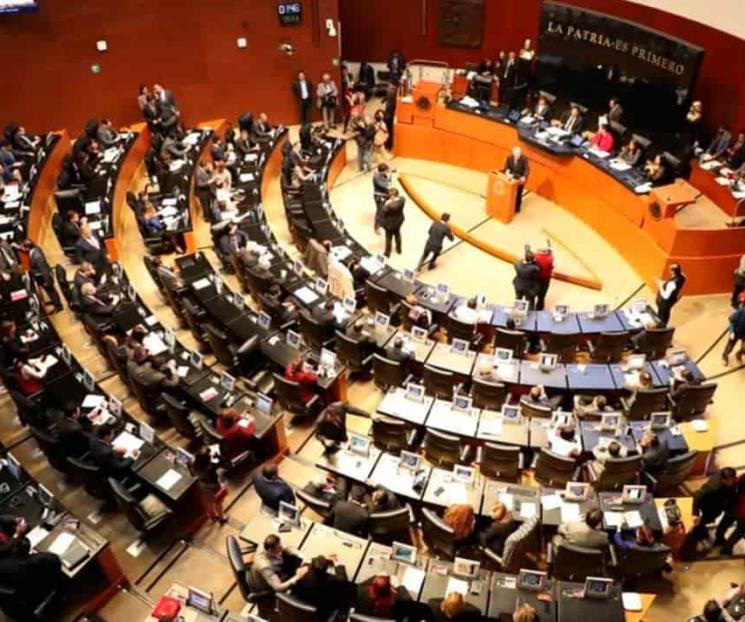 Respaldan senadores del PAN a Anaya ante 
