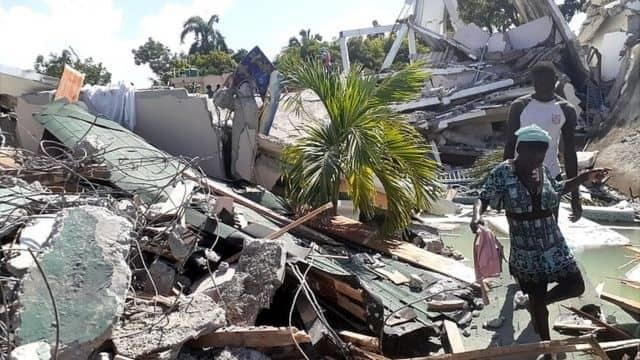 Piden a “topos” ya no buscar sobrevivientes