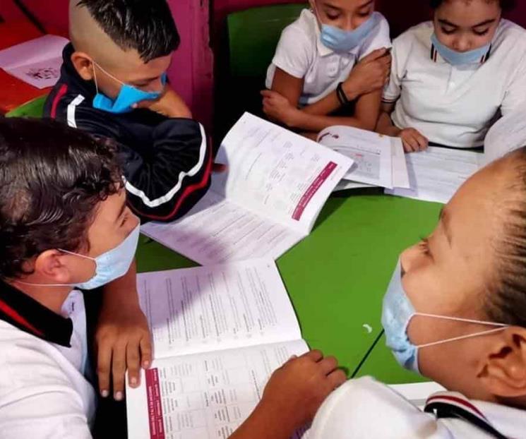 Regresan niños a las aulas en 191 planteles de Coahuila