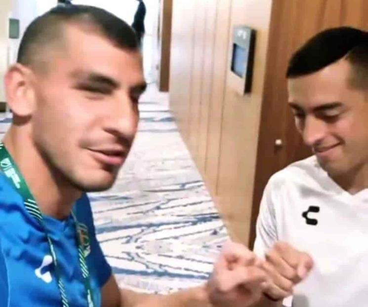 Y por fin se saludan Y por fin se saludan