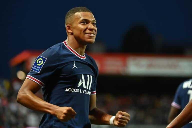 Rechaza PSG oferta del Real Madrid por Mbappé Rechaza PSG oferta del Real Madrid por Mbappé