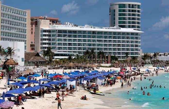 Turismo recupera 249 mil empleos entre abril y junio