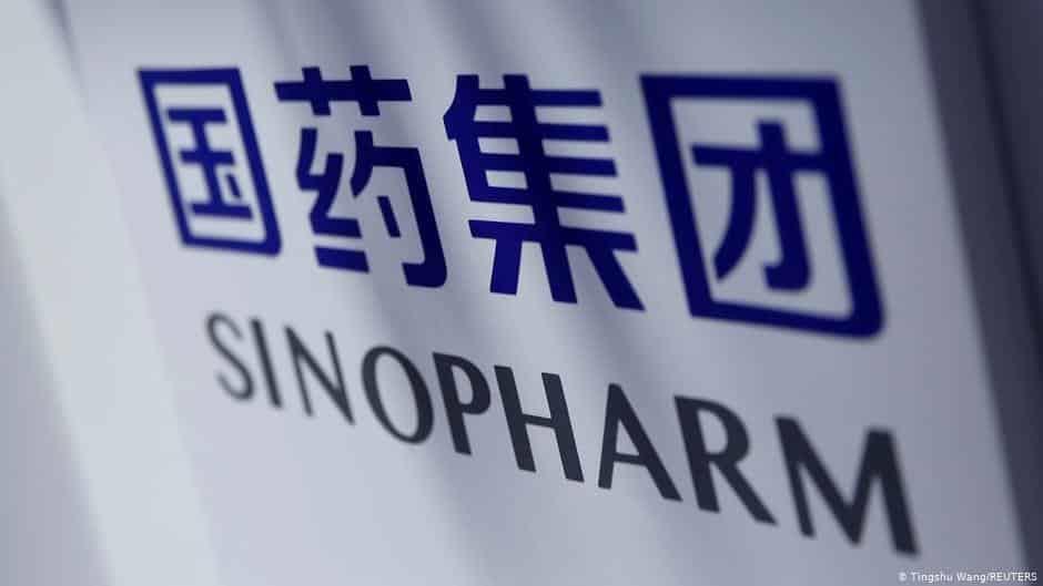 Autorizan uso de emergencia de vacuna Sinopharm