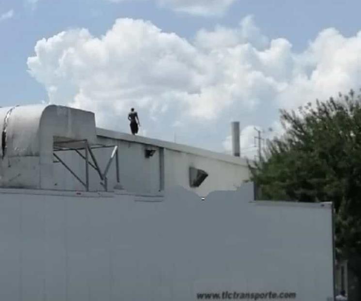 Hombre incendia empresa en Apodaca Hombre incendia empresa en Apodaca