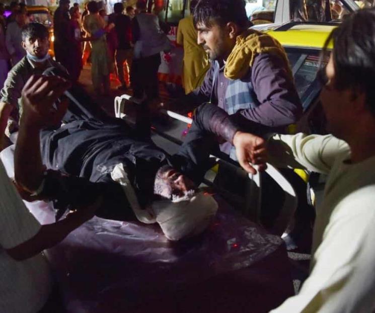 Cifra de muertos por ataque en aeropuerto de Kabul sube a 60