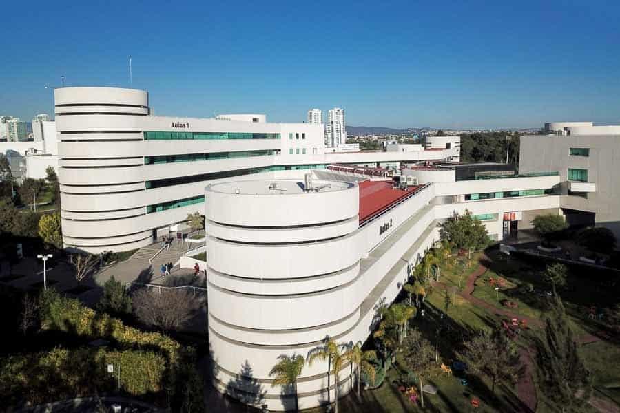 Tec de Monterrey, número 1 en México y 4 en América Latina Tec de Monterrey, número 1 en México y 4 en América Latina