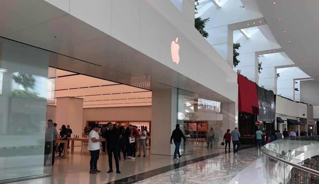 Empleados de Apple se organizan en contra de acoso Empleados de Apple se organizan en contra de acoso