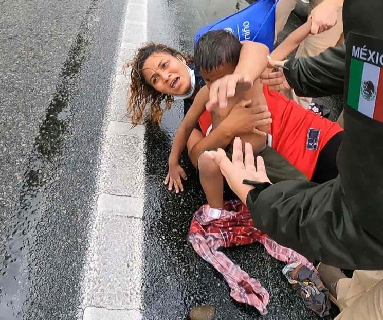 Intenta Guardia Nacional frenar caravana migrante Intenta Guardia Nacional frenar caravana migrante
