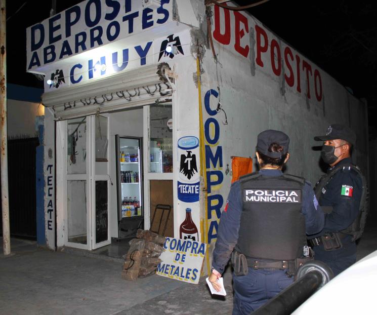 Siguen clausurando depósitos en Escobedo Siguen clausurando depósitos en Escobedo