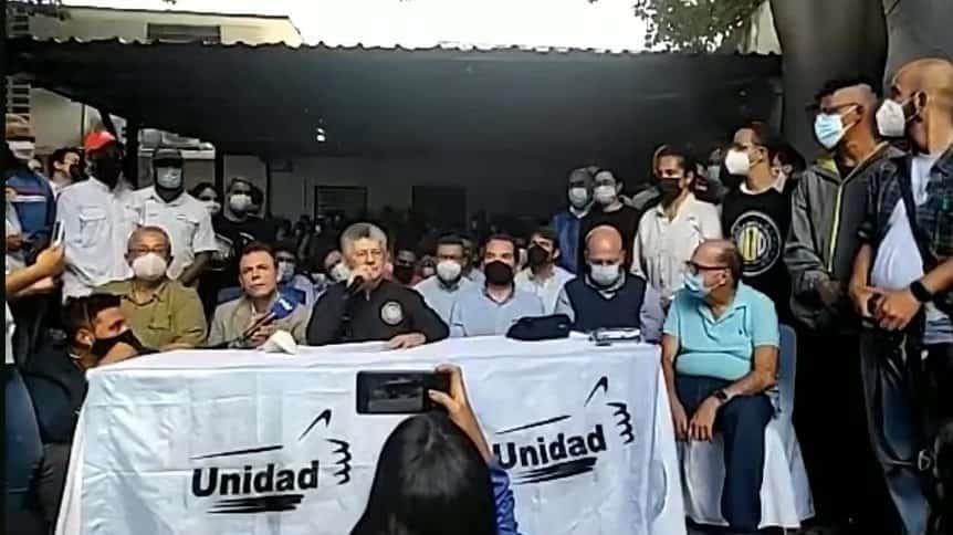 Oposición venezolana participará en comicios del 21N Oposición venezolana participará en comicios del 21N