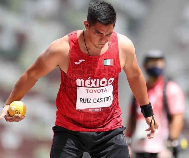 Se queda cerca regio Román Ruiz del bronce Se queda cerca regio Román Ruiz del bronce