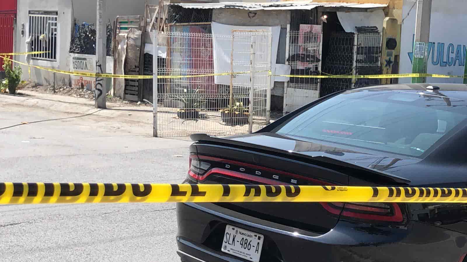 El cadáver de un hombre privado de la vida presuntamente a tubazos, fue encontrado ayer en una vulcanizadora