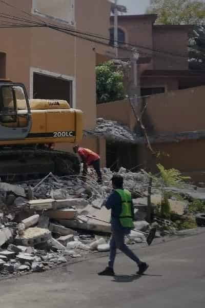El nuevo propietario de la residencia Peña-Coss, decidió demolerla por completo