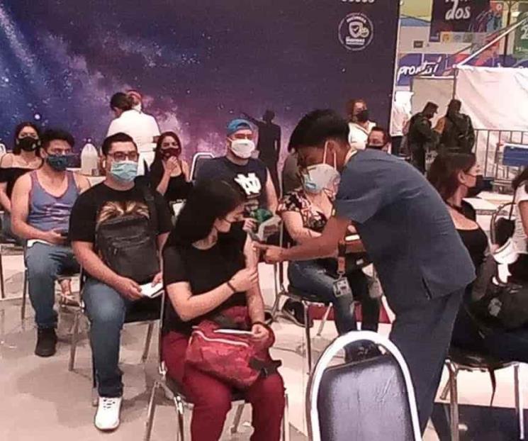 Gestiona Apodaca vacunas para los jóvenes