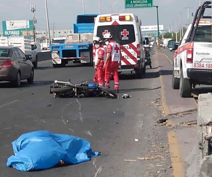 Muere motociclista en estrellamiento