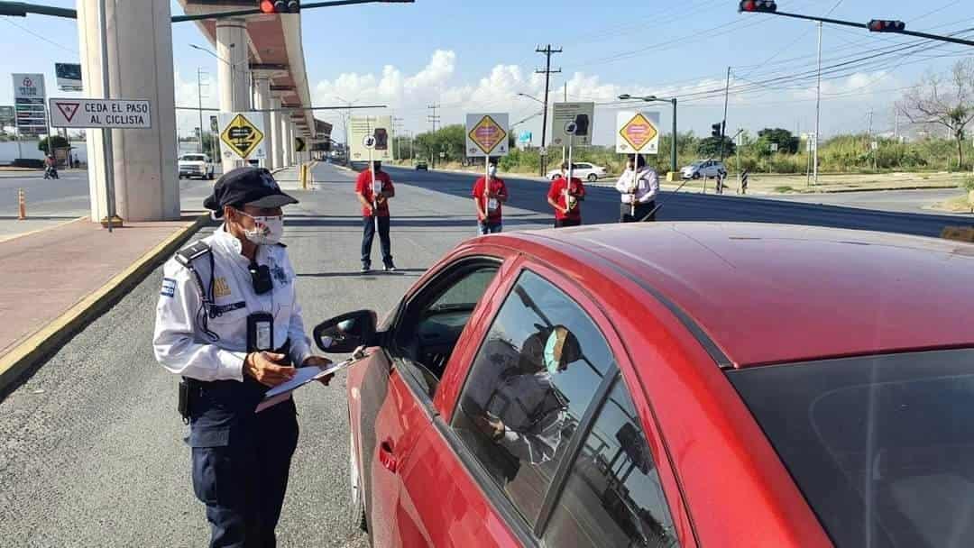 Invitan en Escobedo a ponerse el cinturón