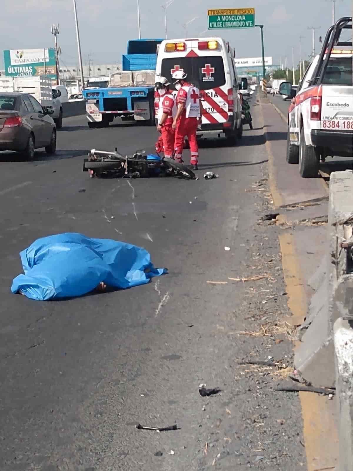 Un motociclista perdió la vida, después de estrellarse contra un muro