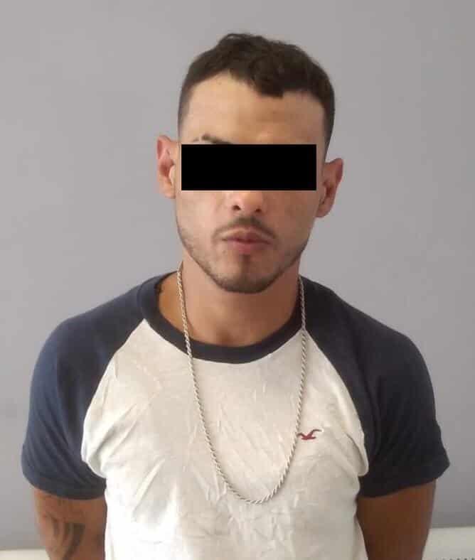 Cae en moto con reporte de robo