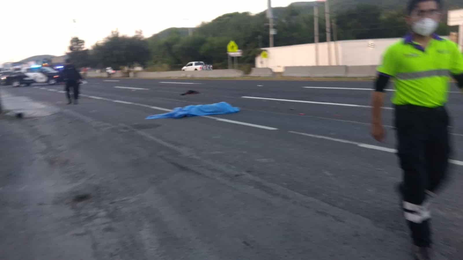 Un hombre falleció atropellado por un motociclista que terminó lesionado