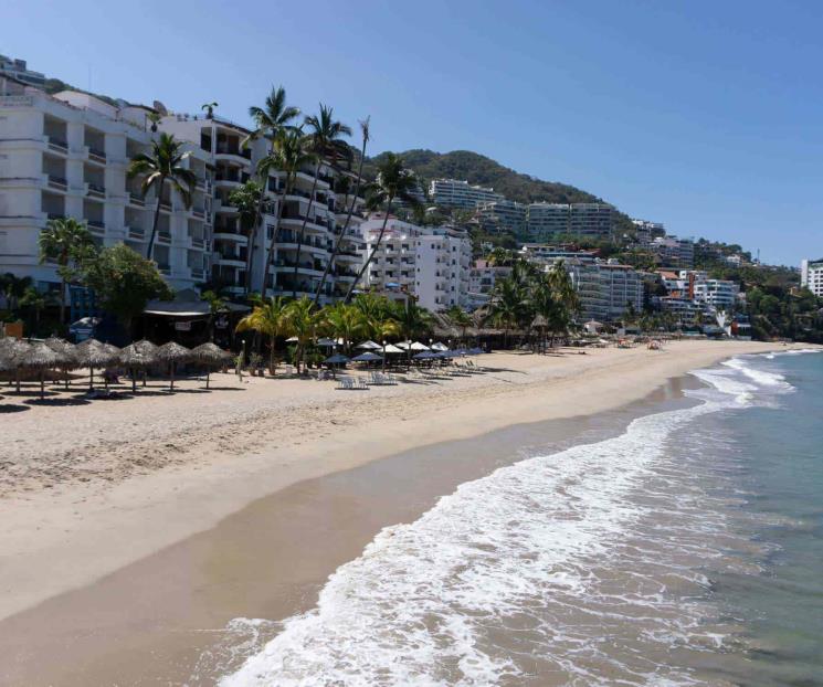Los Cabos y Vallarta captaron 1.9 millones de turistas Los Cabos y Vallarta captaron 1.9 millones de turistas