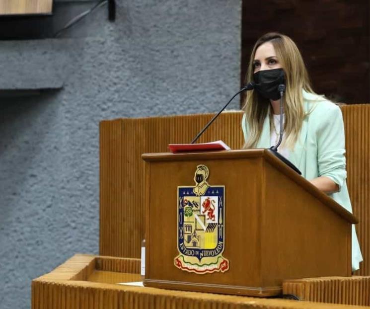 Busca Congreso destino de recursos para escuelas