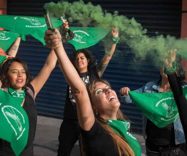 Declara Corte inconstitucional penalización del aborto