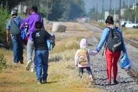Denuncian ONGs a gobierno por deportaciones