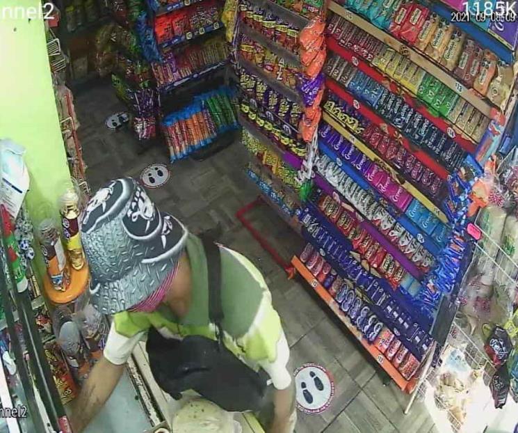 Asaltan frutería en Apodaca