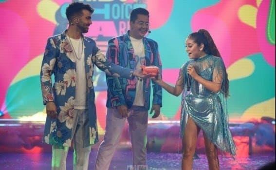 Brillan Karol Sevilla, Emilio Osorio y Bob Esponja
