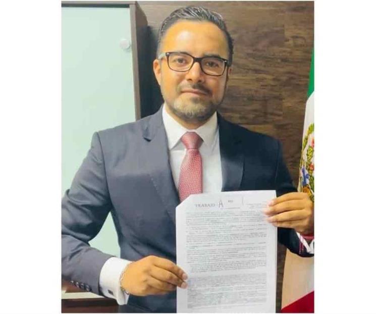 STPS entrega toma de nota a Iván Navarro al frente de la FAO