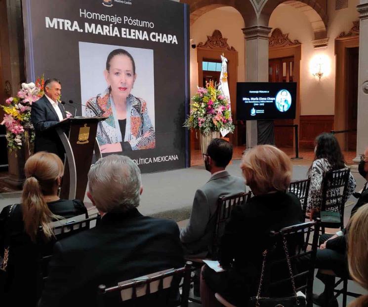 Rinden Homenaje Póstumo a María Elena Chapa Rinden Homenaje Póstumo a María Elena Chapa