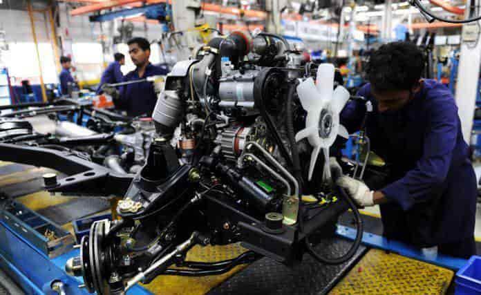Se recupera actividad industrial; crece 1.1% en julio