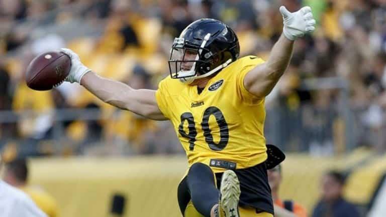 Watt, el defensivo mejor pagado de la NFL