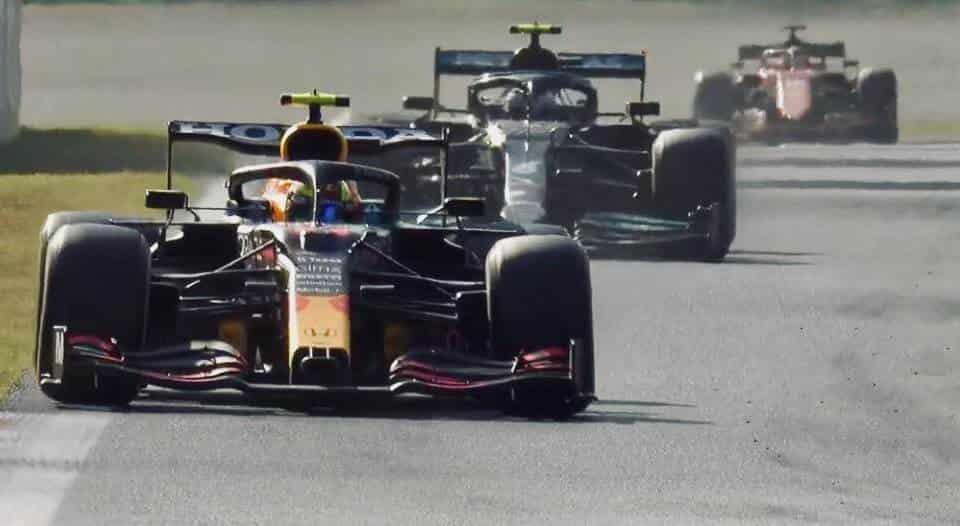 Penalización le quita podio a Checo en Monza