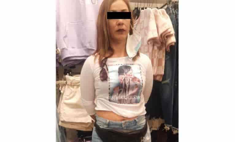 Caen tres farderas en Plaza Comercial Morelos