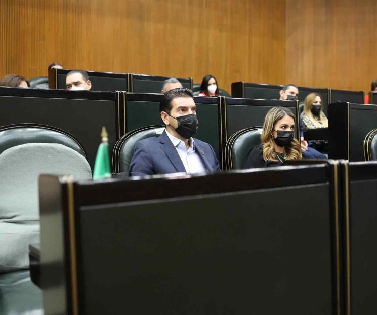 Acaparan PAN y PRI comisiones del Congreso