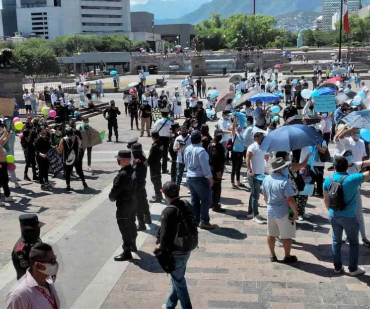 “Chocan” regios por despenalización del aborto