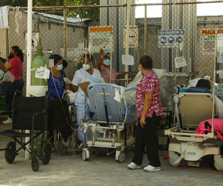 Complican lluvias atención en carpa en Acapulco