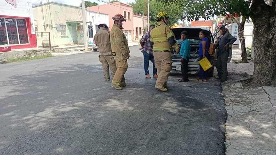 Se incendia camioneta en General Terán