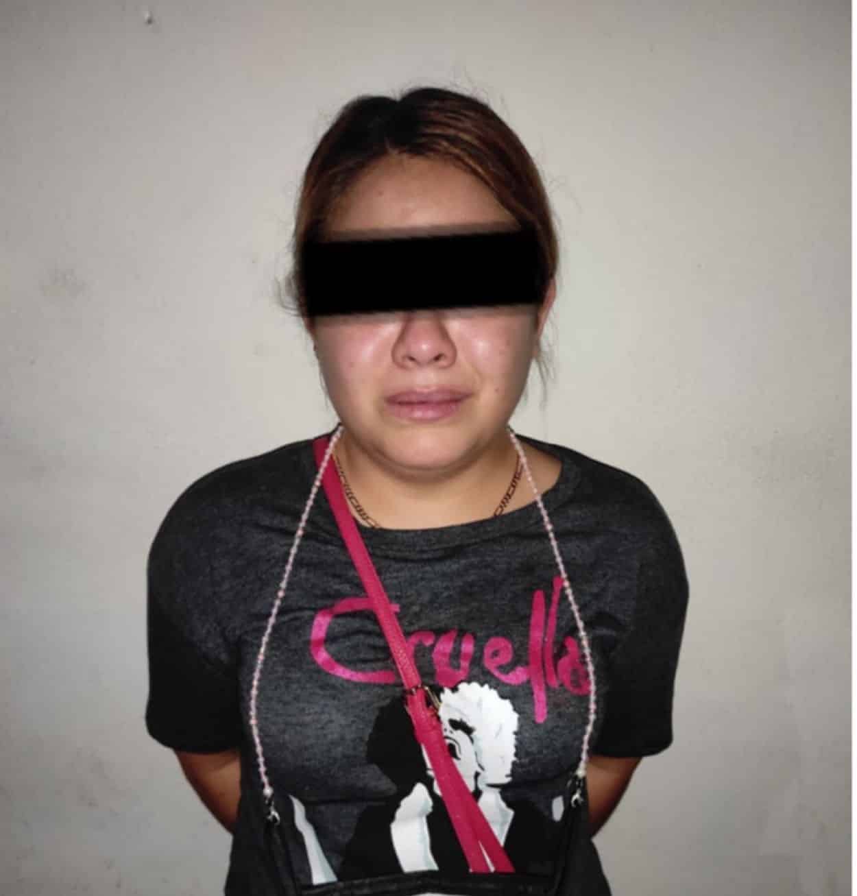 Dos mujeres y tres hombres que violaron los sellos de un domicilio asegurado por la Fiscalía General de Justicia por actividades de narco menudeo